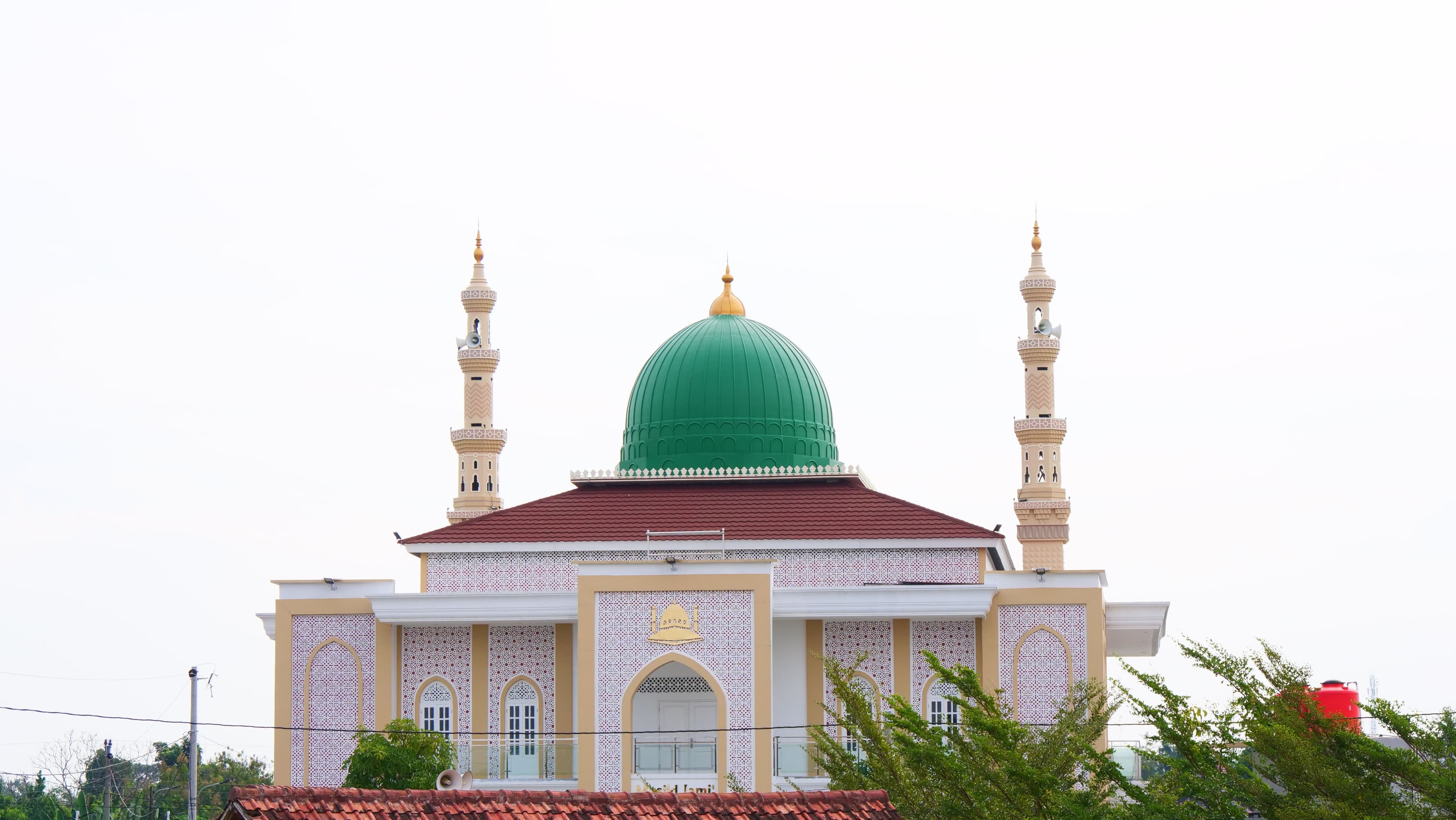 Kajian dan aktivitas keagamaan di Masjid Pesantren Gratis Klaten